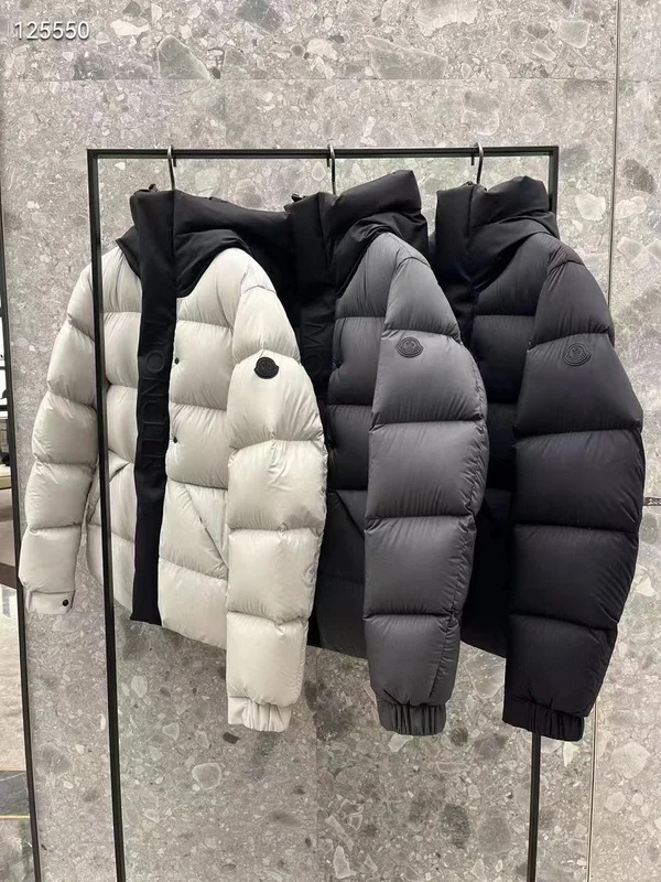 Moncler sz1-5 26yr55